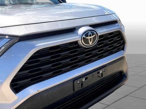 Used 2024 Toyota RAV4 LE FWD image 30