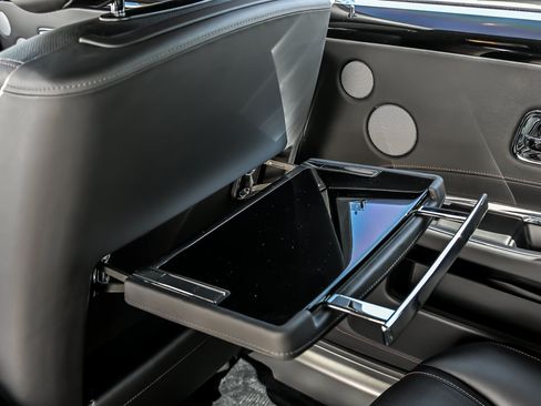 Used 2015 Rolls-Royce Ghost RWD image 23