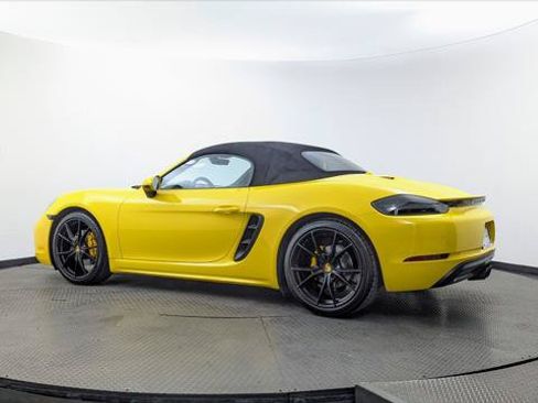 Used 2018 Porsche 718 Boxster RWD image 26