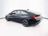 Used 2022 Hyundai Elantra SEL w/ Convenience Package image 5