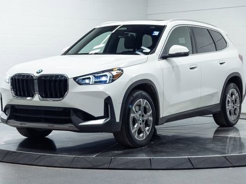 Used 2023 BMW X1 xDrive28i w/ Convenience Package AWD/4WD image 6