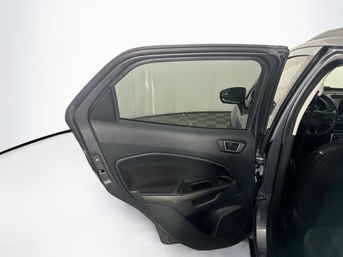 Used 2018 Ford EcoSport SE FWD image 26