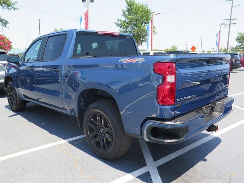 Used 2024 Chevrolet Silverado 1500 Custom AWD/4WD image 5