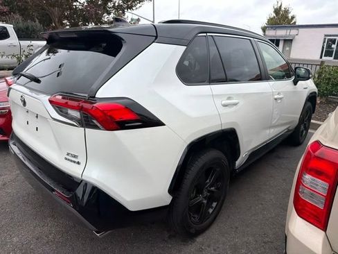 Used 2020 Toyota RAV4 XSE AWD/4WD image 5
