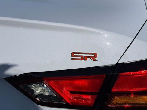 New 2025 Nissan Altima 2.5 SR image 8