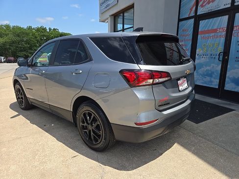 Used 2023 Chevrolet Equinox LS w/ LS Convenience Package FWD image 8