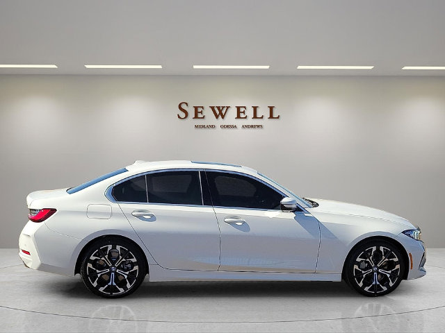 Used 2026 BMW 330i Sedan w/ Premium Package RWD image 6