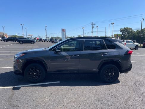 Used 2025 Toyota RAV4 XSE AWD/4WD image 13