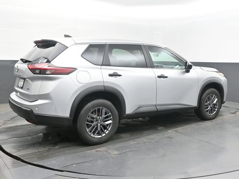 Certified 2024 Nissan Rogue S AWD/4WD image 7