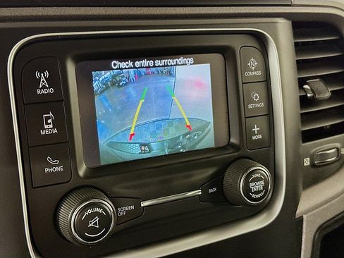Used 2019 RAM 1500 Express w/ Express Value Package AWD/4WD image 15