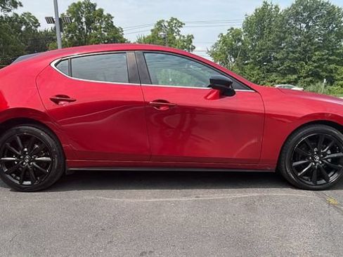 Used 2024 MAZDA MAZDA3 s FWD image 4