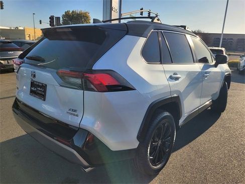 Used 2023 Toyota RAV4 XSE image 4