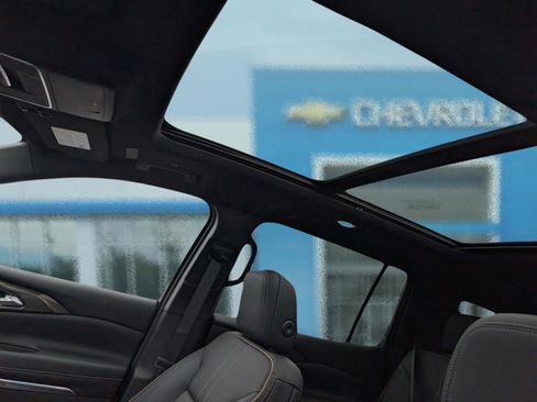 New 2026 Chevrolet Traverse High Country image 19