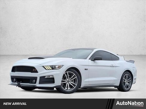 Used 2015 Ford Mustang GT RWD image 1
