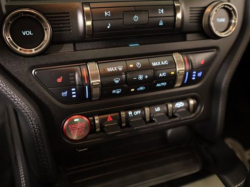 Used 2020 Ford Mustang Shelby GT350 w/ Technology Package image 8