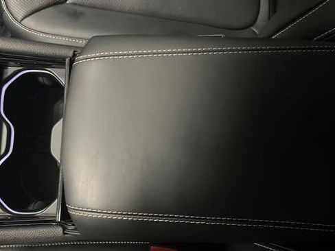 Used 2024 Jeep Grand Cherokee Overland image 26