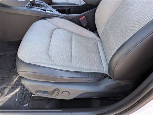 Used 2023 Kia Niro SX Touring FWD image 23