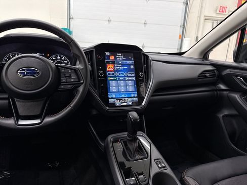 Used 2024 Subaru Crosstrek 2.5i Limited w/ Crosstrek Mirror Package AWD/4WD image 15