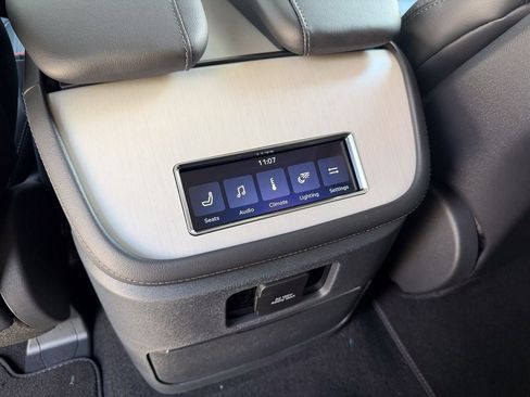 New 2026 Lincoln Navigator L Premier AWD/4WD image 49