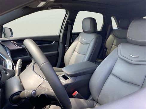 Certified 2024 Cadillac XT5 Premium Luxury image 14