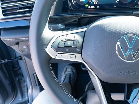 New 2026 Volkswagen Atlas SE image 26