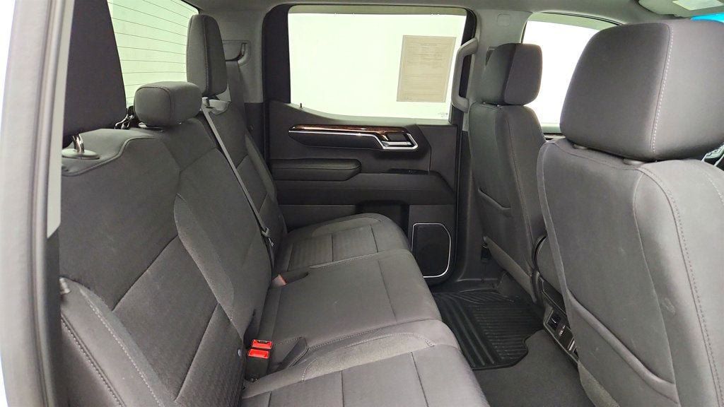 Used 2023 GMC Sierra 1500 SLE RWD image 19