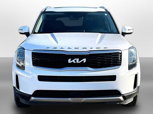 Used 2022 Kia Telluride EX w/ EX Premium Package FWD image 2