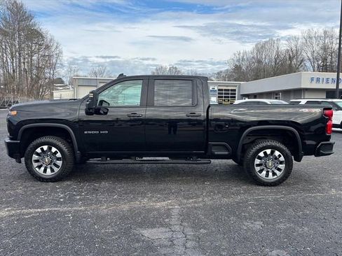 Used 2023 Chevrolet Silverado 2500 Custom w/ Custom Value Package image 23