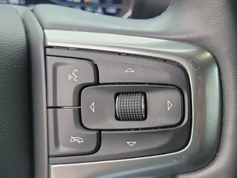 Used 2025 Chevrolet Silverado 1500 LT image 20