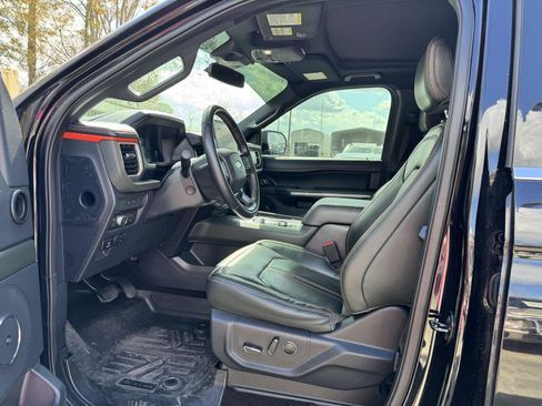 Used 2022 Ford Expedition Timberline image 5