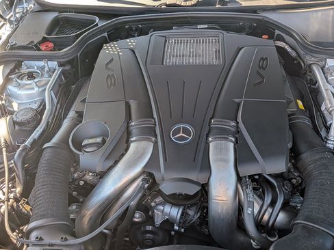 Used 2013 Mercedes-Benz SL 550 image 34