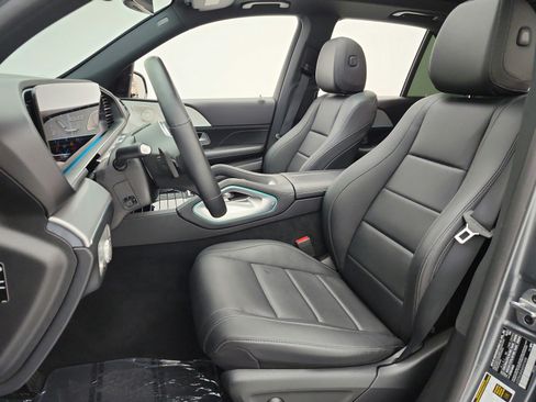 Used 2022 Mercedes-Benz GLE 350 w/ AMG Line Exterior image 13