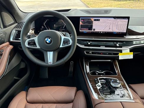 New 2026 BMW X7 xDrive40i AWD/4WD image 19