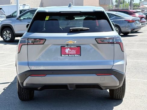 Used 2025 Chevrolet Equinox LT FWD image 6
