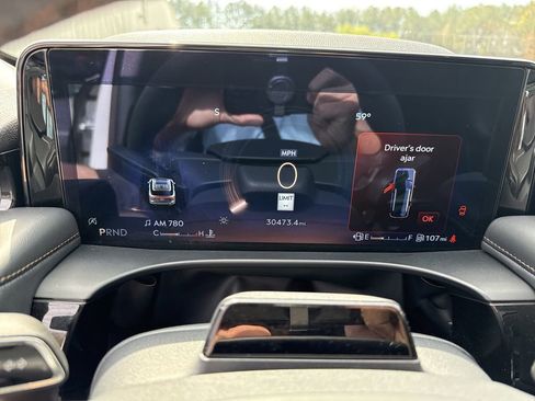 Used 2025 Lincoln Aviator Reserve w/ Equipment Group 201A AWD/4WD image 27
