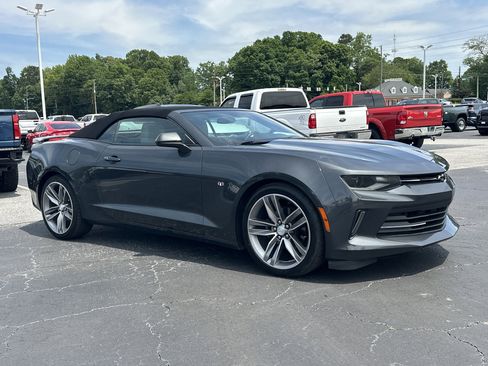Used 2017 Chevrolet Camaro LT RWD image 2