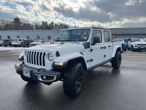 Certified 2021 Jeep Gladiator Sport image 3