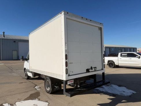 Used 2016 Freightliner Sprinter 3500 image 12