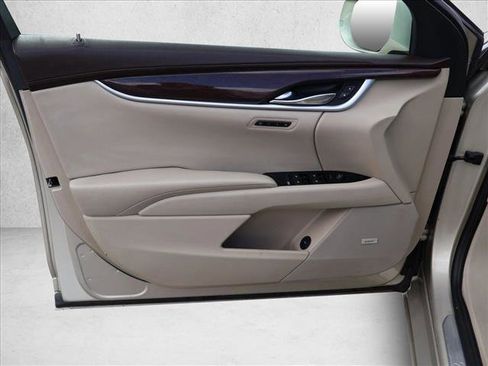 Used 2014 Cadillac XTS Premium FWD image 10