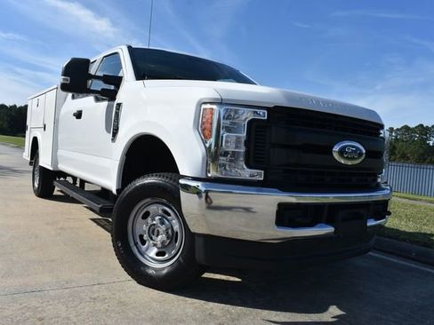 Used 2019 Ford F250 XL w/ XL Value Package image 1