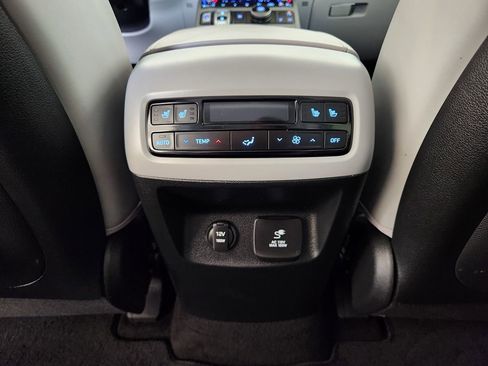 Used 2024 Hyundai Palisade SEL w/ Premium Package FWD image 38
