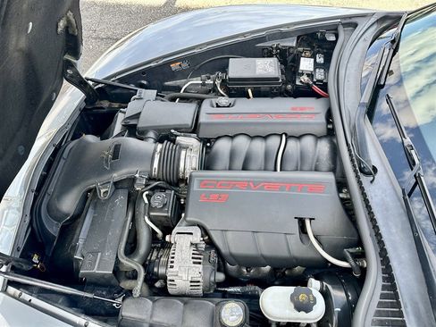 Used 2011 Chevrolet Corvette Grand Sport w/ Preferred Equipment Group image 6