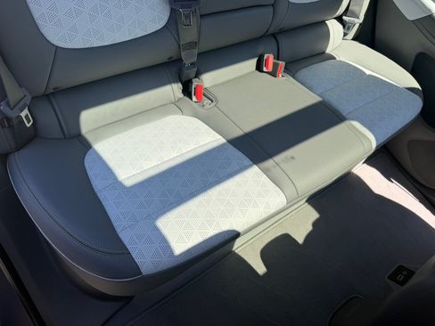 Used 2023 Chevrolet Bolt EUV Premier w/ Sun & Sound Package FWD image 41