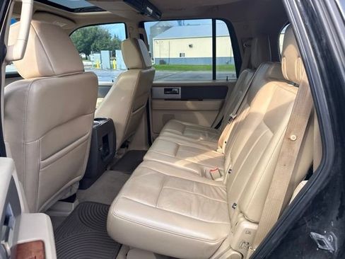 Used 2008 Ford Expedition Eddie Bauer AWD/4WD image 9