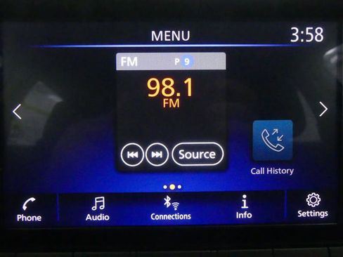 Used 2024 Nissan Altima 2.5 SR image 10