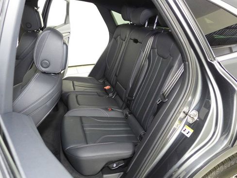 Used 2023 Audi Q5 2.0T Premium Plus w/ Premium Plus Package image 21