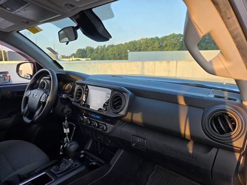 Used 2023 Toyota Tacoma SR AWD/4WD image 27