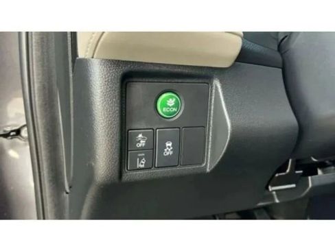 Used 2019 Honda HR-V EX image 34