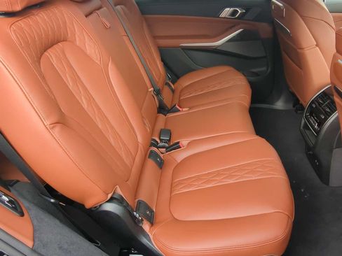 Used 2026 BMW X7 M60i AWD/4WD image 21