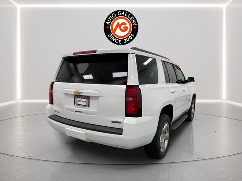 Used 2018 Chevrolet Tahoe LT w/ Luxury Package RWD image 6